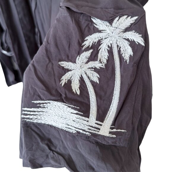 NWOT Levi's Gray Embroidered Tropical Palm Tree Kimono Robe Jacket Top - Small - Picture 2 of 5